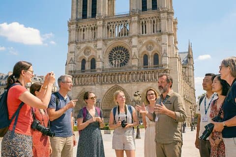 Notre Dame: Exterior Guided Tour & Unscheduled Entry