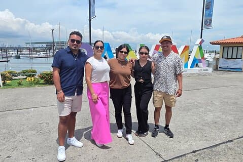 Gira de Escala em Ciudad de Panamá 4 horas