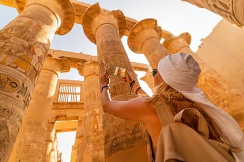 Luxor Full-Day Guided Tour: East and West Banks Deluxe Experience