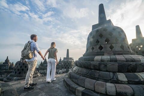 Yogyakarta : Borobudur Sunrise All Inclusive med biljetter och upphämtning