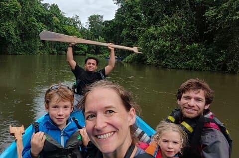 Excursion en canoë de 3 heures à travers le parc national de Tortuguero
