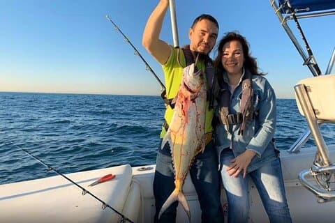 Excursion privée de pêche en haute mer avec équipage professionnel Dubai Marina