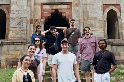 Activiteiten in de omgeving van Lodhi Gardens Heritage Walk & India Habitat Centre