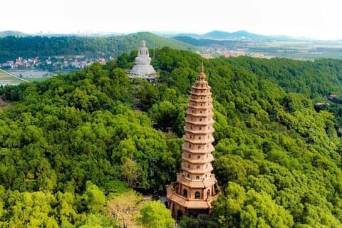 Bac Ninh van de kaart : geheime liedjes, heilige paden & verborgen ambachten