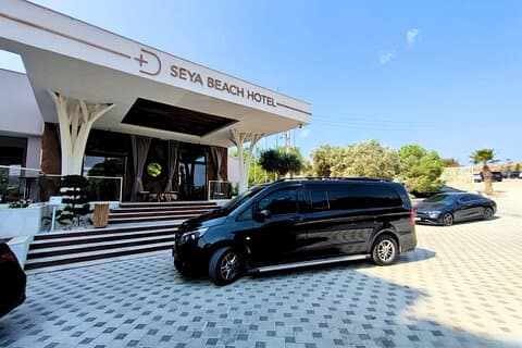 Privat VIP Transfer för / till ADB Flygplats