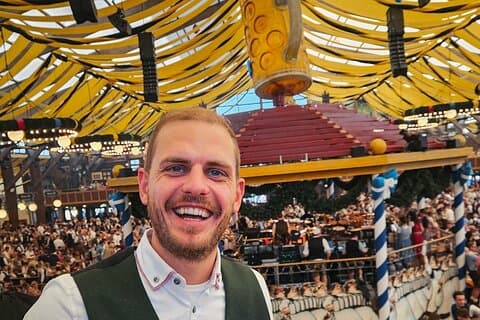 Oktoberfest Experience in Munich: Fun, Food, Beer & Seats