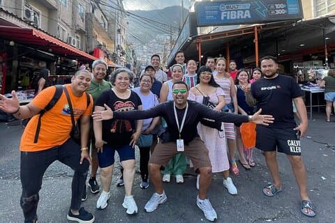 Tour a piedi di Rocinha: esperienza culturale con una guida locale