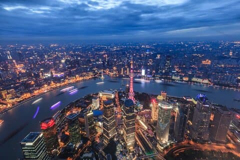 新旧の見どころを巡るプライベート上海1日シティツアー