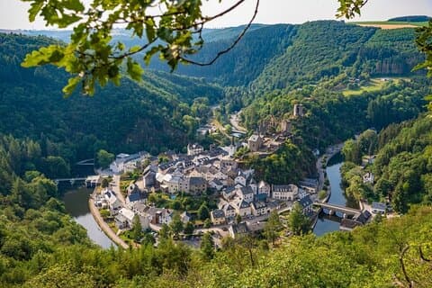 Luxemburgse kastelen, bossen en rivieren Privétour (gemakkelijke wandelingen)