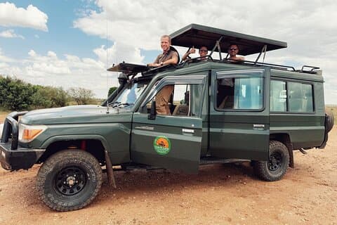 Excursão de 5 dias a Masai Mara e Praia de Diani
