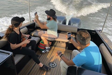 Elephanta Caves Tour by Speedboat-Elephanta Voyages