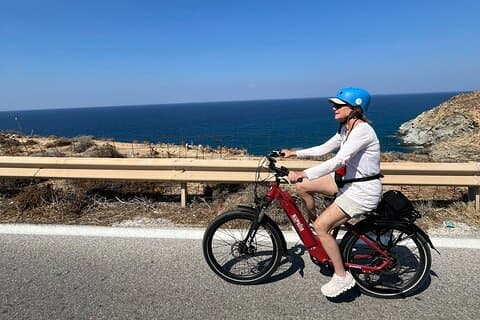 Rent an Aurelia e-assist bike and explore Naxos!