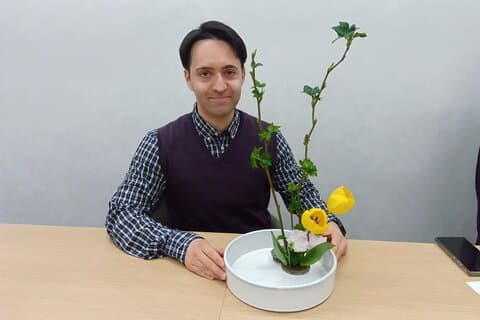 Ikebana: Experience Tokyo's Culture on Shared Art Class Tour