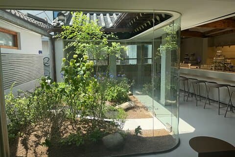 Perfume y recuerdos Crea tu propio aroma en un Hanok tradicional
