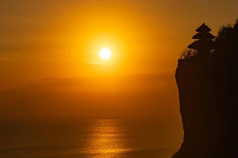 Uluwatu All Inclusive Tour with BBQ, Temple and Fire Dance Show