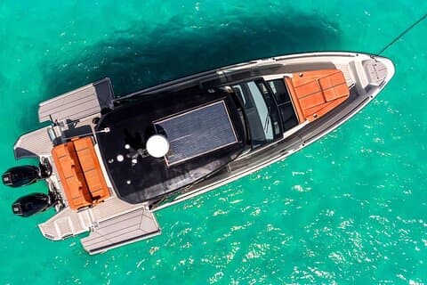 Évasion en bateau privé de Cannes – Histoire, Nature & Escales à la nage