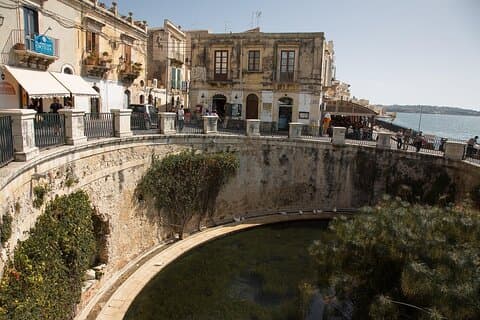 Privétour door Syracuse, Ortigia en Noto vanuit Taormina of Catania.