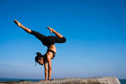 Santorini Serenity Yoga Finden Sie Ihre Ruhe über der Caldera