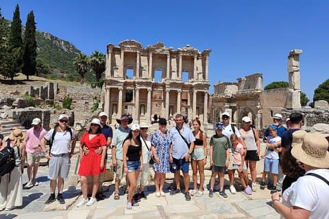 Efeze Artemis Tempel Maagd Maria Isa Bey Moskee Alleen groep