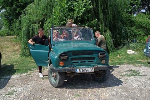 Safari en jeep con degustación de miel y almuerzo en Obzor