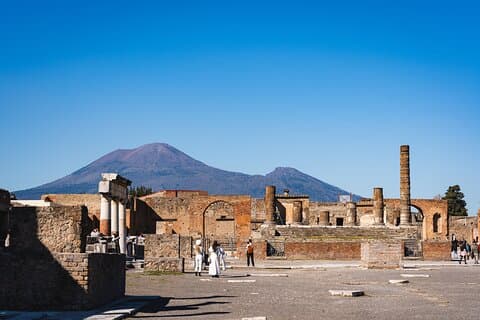 Explore Pompeii with a Unique Winery Experience