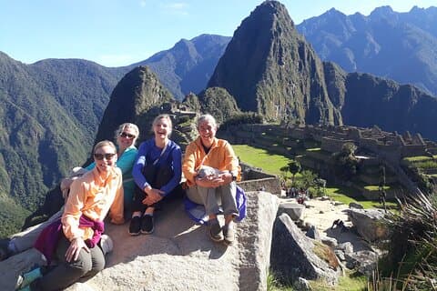 Tour sacred valley connection to Machupicchu 02 day 01 night