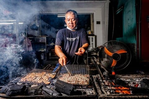 Da Nang Nights Food Tour with 15+ Tastings