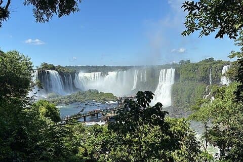 Private Tour to Iguassu Falls – Brazil & Argentina Highlights!