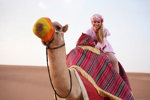 Dubai Morning Safari with 25 Mints Camel ride & Sand Boarding