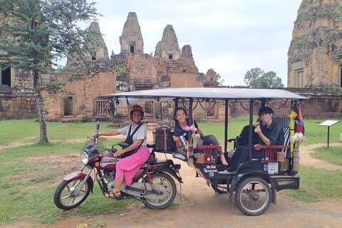 Private Guided Angkor Wat Tour av Lady Tuk Tuk med munkens velsignelse