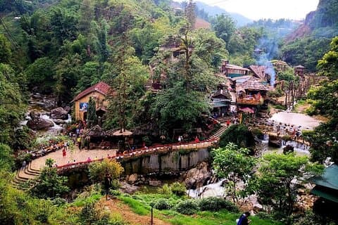 Sapa to Cat Village : tour panoramico a piedi guidato di mezza giornata