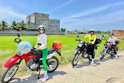 Nha Trang landsby halvdags motorcykel privat guidet tur