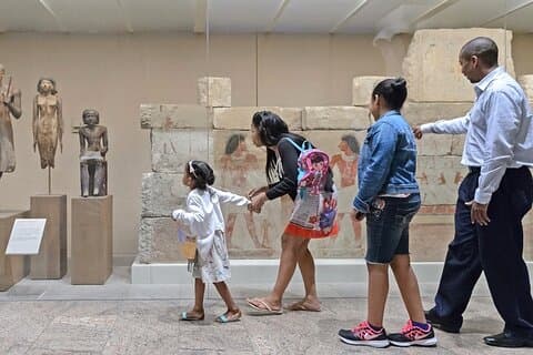 Priv: Grand Egyptian Museum, Pyramids, Great Sphinx w Lunch