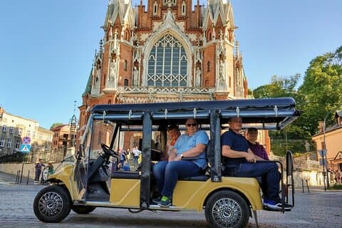 Grupptur runt Krakow med golfvagn och besök i Schindler Museum med biljett