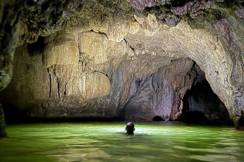 Hoteller i nærheden af Charco Azul and Arenales Cave and Waterfall Adventure