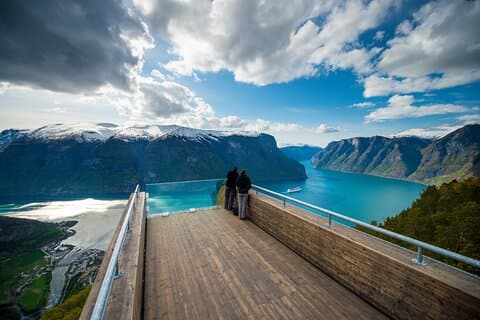 Guided day Tour - Nærøyfjord Cruise, Flåm & Stegastein Viewpoint