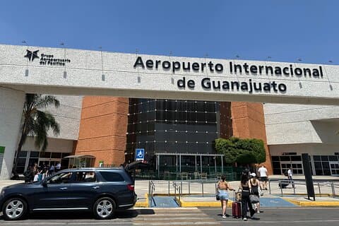 Private Transfer Between Leon BJX Airport and San Miguel