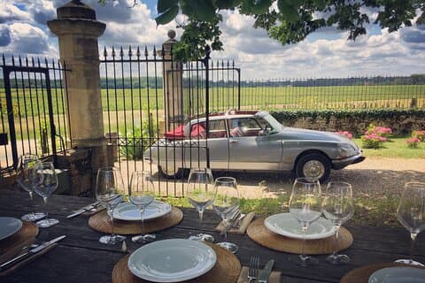 Tour de vinho personalizado para Graves Sauternes em um Citroen presidencial