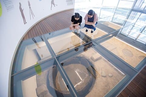 Osaka Magatama and Bronze Mirror Craft Ancient Site Tour