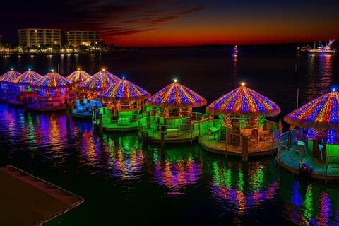 Original Cruisin Tikis Christmas Lights Cruise