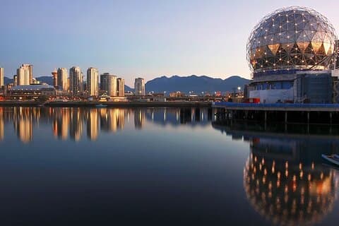 Hoteller i nærheden af Vancouver Science World City Boat Tour | Premium 2 - Star Boat
