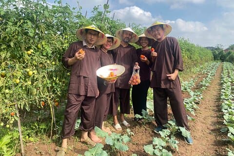 Læs mere om Jeep Experience Pure Vietnamese Agriculture Tour