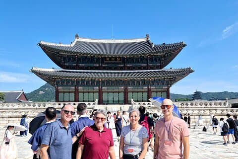Die Einsame und Große Gott Tour - Seoul Daily City Tour