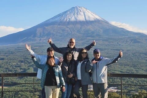 ベスト・オブ・富士山プライベートツアー：ハイライト＆隠れた名所（英語）