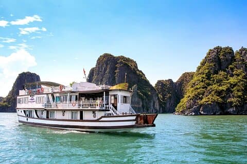 Classic Ha Long Bay Cruise 2D1N Kayak svømme Titop Cave fra Hanoi