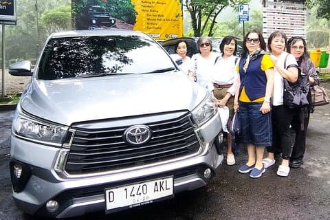 Innova Reborn Tour driver car rental in Bandung