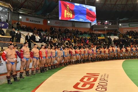 Expérience du Tournoi de Lutte Mongole Bökh
