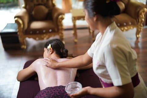 Bali Entspannende essentielle Therapie Massage 2 Stunden in Jimbaran