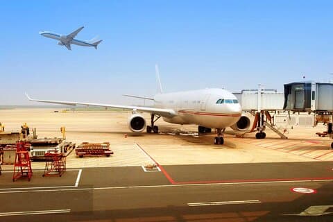 Transfer från hotell till Shanghai Pudong eller Hongqiao flygplats