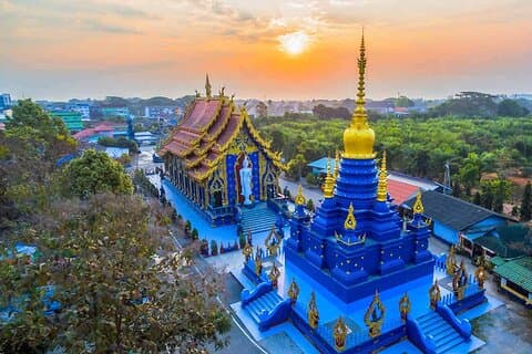 Chiang Rai Highlights Tour: Hvide og blå templer og sort museum